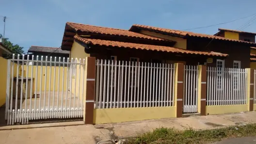 Casa com 2 Quartos à venda, 69m² no Cristo Rei, Várzea Grande