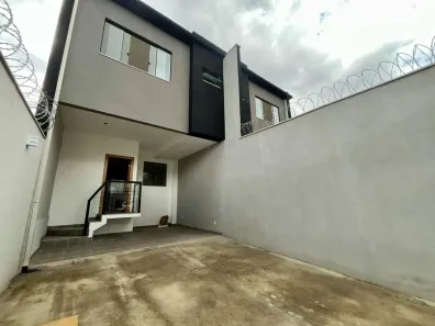 Casa com 3 Quartos à venda, 120m² no Cândida Ferreira, Contagem