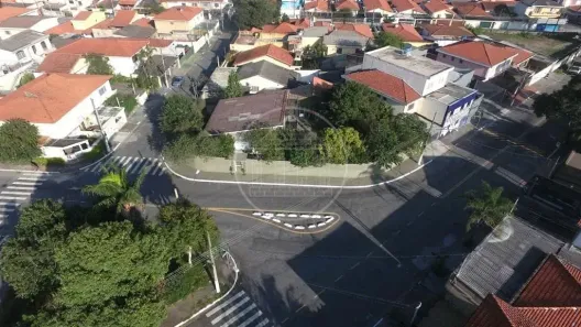 Imóvel Comercial com 1 Quarto para venda ou aluguel, 250m² no Jardim dos Lagos, São Paulo