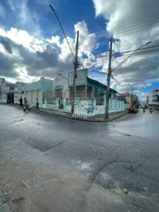 Prédio Comercial para alugar, 12m² no Centro, Montes Claros