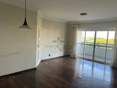 Apartamento com 3 Quartos para alugar, 130m² no Vila Adyana, São José dos Campos