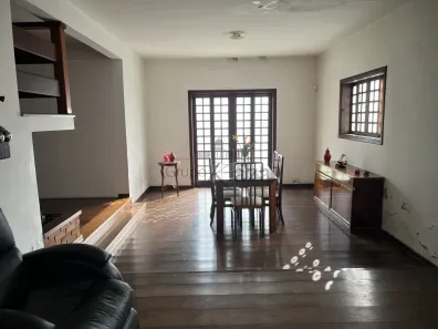 Imóvel Comercial com 3 Quartos à venda, 462m² no Jardim Santa Maria, Jacareí