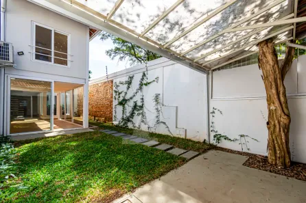 Casa com 3 Quartos à venda, 181m² no Jardim Europa, São Paulo