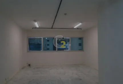 Sala Comercial à venda, 40m² no Vila Suzana, São Paulo