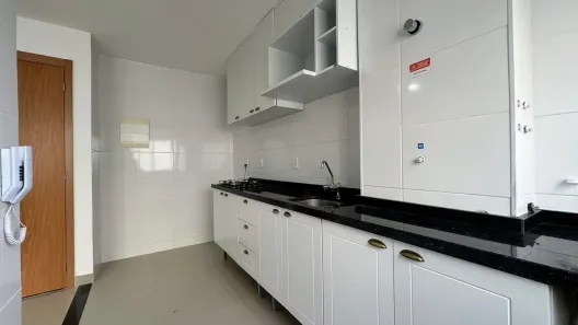 Apartamento com 2 Quartos para alugar, 42m² no Uberaba, Curitiba