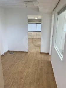 Sala Comercial à venda, 61m² no Cidade Monções, São Paulo