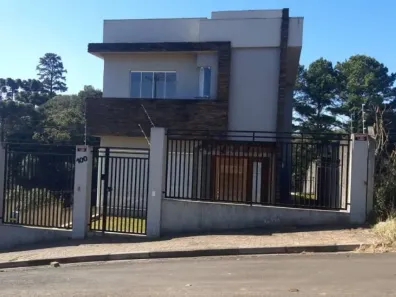 Casa com 2 Quartos à venda, 208m² no Santana, Guarapuava