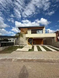 Casa de Condomínio com 4 Quartos à venda, 315m² no San Fernando Valley, Atibaia