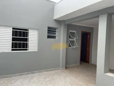 Casa com 4 Quartos para alugar, 70m² no Parque Residencial Brasília, Rio Claro