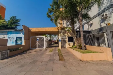 Apartamento com 2 Quartos à venda, 55m² no Santana, Porto Alegre