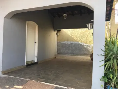 Casa com 3 Quartos à venda, 220m² no Jardim Campos Verdes, Araras