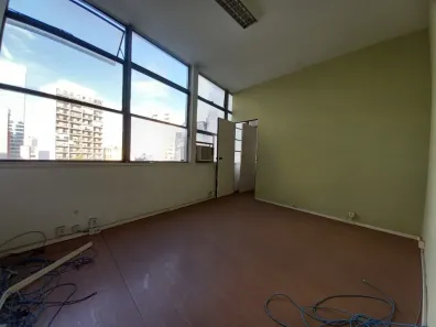 Sala Comercial à venda, 42m² no Liberdade, São Paulo