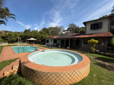 Fazenda/Sítio com 7 Quartos à venda, 2900m² no ,