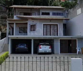 Casa com 4 Quartos à venda, 217m² no Agronômica, Florianópolis