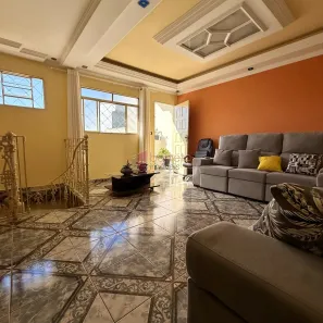 Casa com 2 Quartos à venda, 250m² no Tulipas, Jundiaí