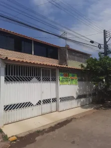 Sobrado com 3 Quartos à venda, 300m² no Recanto das Emas, Brasília