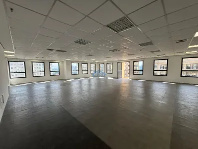 Sala Comercial à venda, 724m² no Alphaville Industrial, Barueri