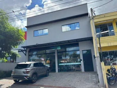Sala Comercial para alugar, 190m² no Conjunto Cafezal 1, Londrina