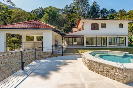 Casa de Condomínio com 4 Quartos à venda, 600m² no Araras, Petrópolis