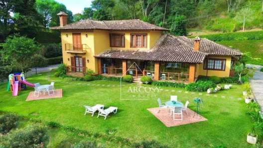 Casa de Condomínio com 5 Quartos à venda, 3596m² no Araras, Petrópolis