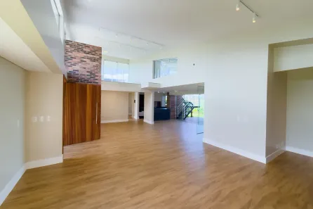 Casa de Condomínio com 3 Quartos à venda, 235m² no Primeira Linha, Criciúma