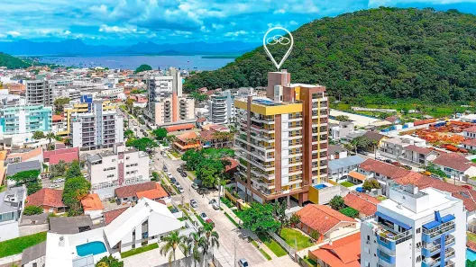 Apartamento com 3 Quartos à venda, 243m² no Centro, Guaratuba
