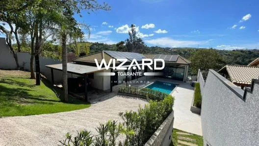 Fazenda/Sítio com 3 Quartos à venda, 198m² no Jardim Estância Brasil, Atibaia