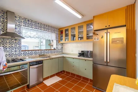 Sobrado com 3 Quartos à venda, 159m² no Jardim das Américas, Curitiba