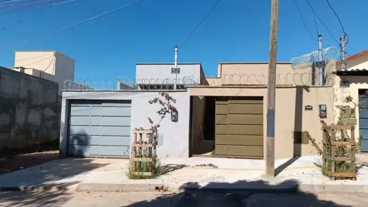 Casa com 2 Quartos à venda, 62m² no Carolina Parque, Goiânia