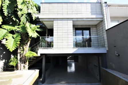 Sobrado com 3 Quartos à venda, 170m² no Afonso Pena, São José dos Pinhais