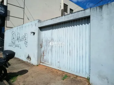 Lote/Terreno à venda, 360m² no Santa Mônica, Uberlândia