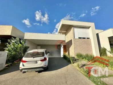 Casa com 3 Quartos à venda, 245m² no Residencial Goiânia Golfe Clube, Goiânia