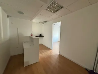 Sala Comercial para alugar, 120m² no Vila Olímpia, São Paulo
