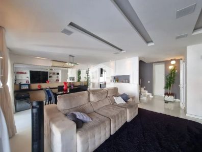 Casa de Condomínio com 5 Quartos à venda, 217m² no Recreio dos Bandeirantes, Rio de Janeiro