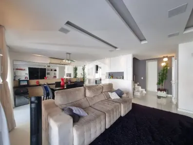 Casa de Condomínio com 5 Quartos à venda, 217m² no Recreio dos Bandeirantes, Rio de Janeiro