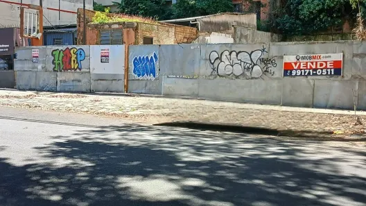 Lote/Terreno à venda, 342m² no Jardim São Pedro, Porto Alegre