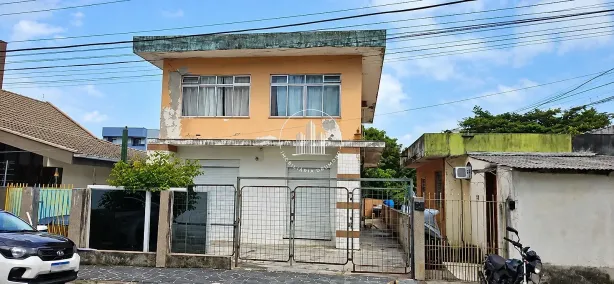 Lote/Terreno à venda, 300m² no Estreito, Florianópolis