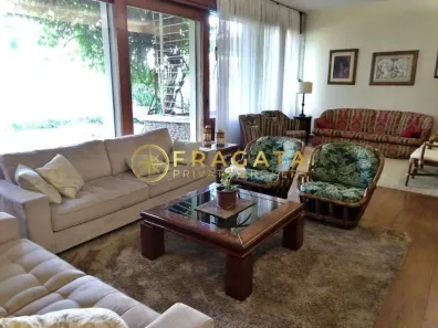 Casa com 4 Quartos à venda, 280m² no Pacaembu, São Paulo