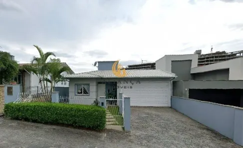 Casa com 3 Quartos para alugar, 182m² no Pedra Branca, Palhoça