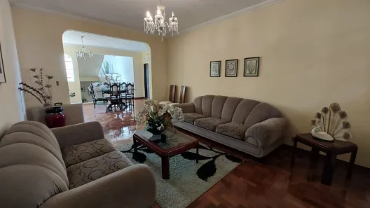 Casa com 5 Quartos à venda, 300m² no Novo Progresso, Contagem