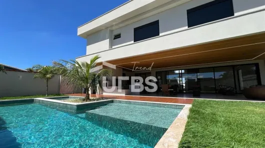 Casa de Condomínio com 4 Quartos à venda, 380m² no Residencial Goiânia Golfe Clube, Goiânia