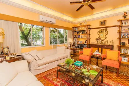 Apartamento com 4 Quartos à venda, 170m² no Moinhos de Vento, Porto Alegre