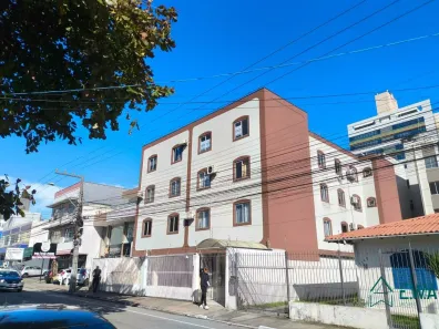 Apartamento com 2 Quartos para alugar, 55m² no Kobrasol, São José