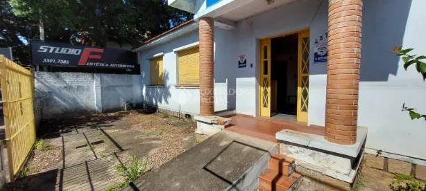 Casa com 3 Quartos à venda, 160m² no São Geraldo, Porto Alegre