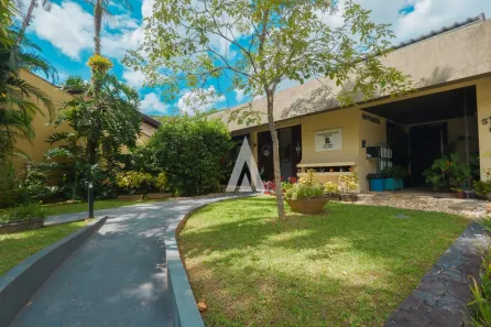 Casa com 6 Quartos à venda, 340m² no Saguaçu, Joinville