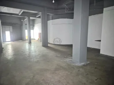 Ponto Comercial para alugar, 256m² no Humaitá, Rio de Janeiro