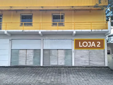 Ponto Comercial para alugar, 55m² no Centro, Araruama