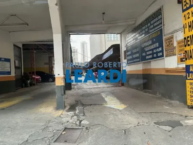 Ponto Comercial para alugar, 1180m² no Água Branca, São Paulo