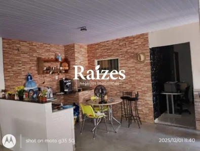 Casa com 4 Quartos à venda, 183m² no Luizote de Freitas, Uberlândia