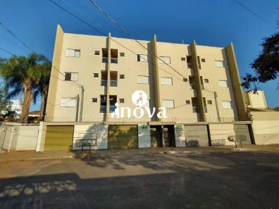 Apartamento com 2 Quartos à venda, 68m² no Olinda, Uberaba